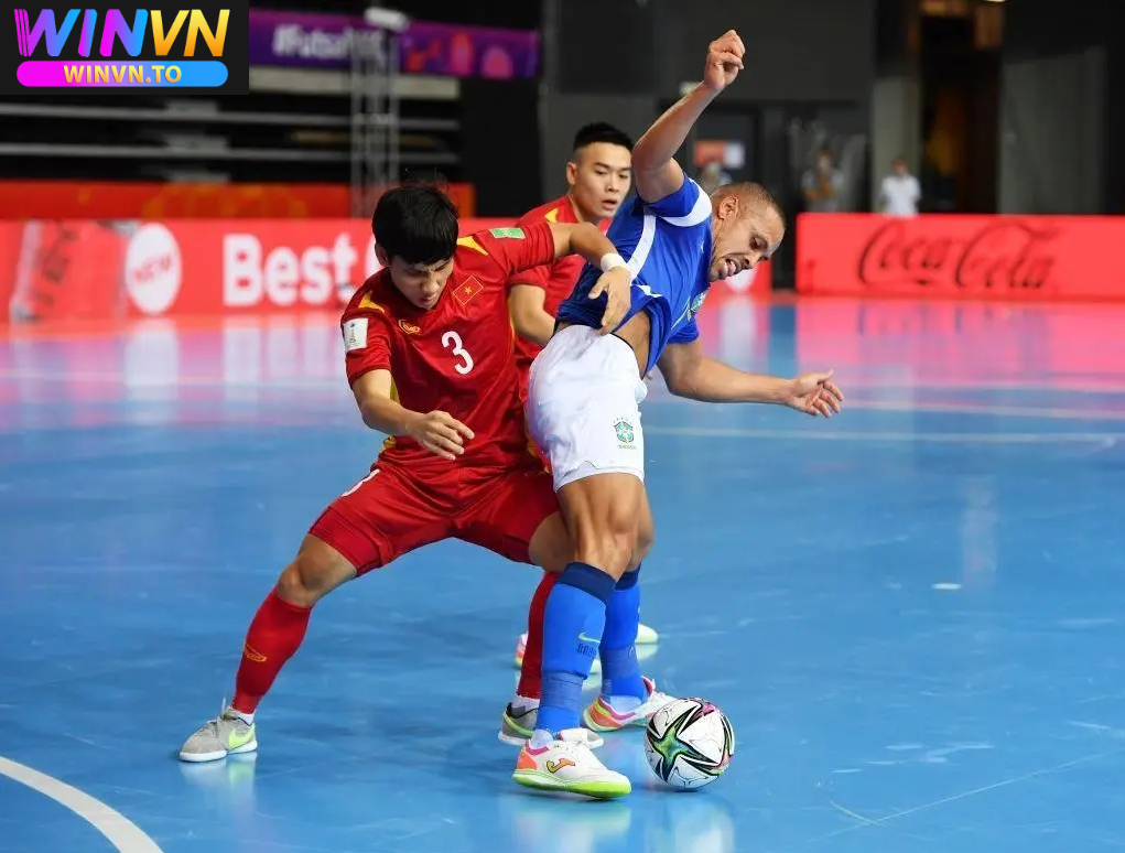 Bóng Đá Trong Nhà Tại Winvn Cách Cá Cược Đơn Giản 2025 2 Môn thể thao Futsal ngày càng được quan tâm hơn tại Việt Nam